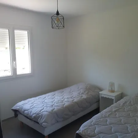 Holiday home Maison De *